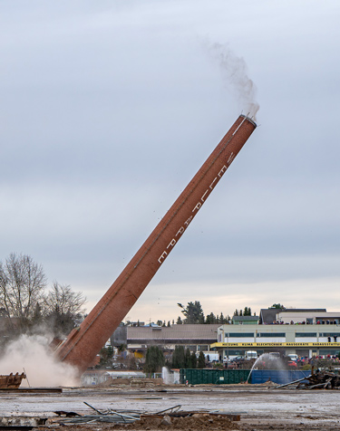 Eckert-Industrieabbruch-Spezialabbruch-Sprengung_ Sprengungen